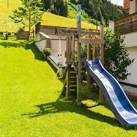 Haus Sabrina - Ferienwohnungen Saalbach-Hinterglemm Dış mekan fotoğraf