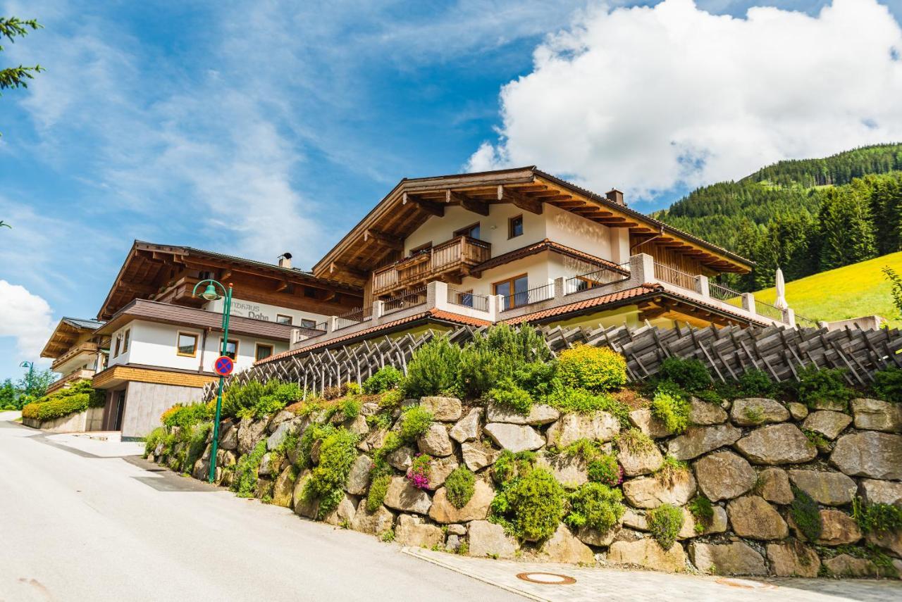 Haus Sabrina - Ferienwohnungen Saalbach-Hinterglemm Dış mekan fotoğraf