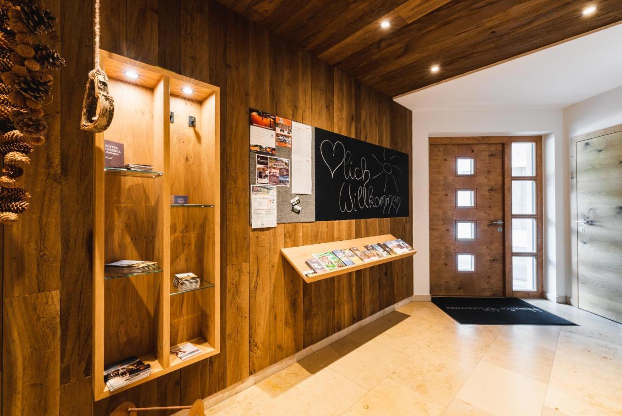 Haus Sabrina - Ferienwohnungen Saalbach-Hinterglemm Dış mekan fotoğraf