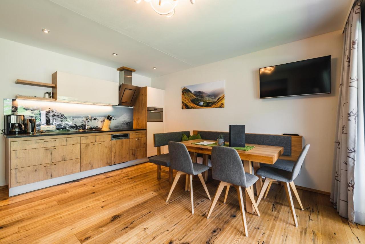 Haus Sabrina - Ferienwohnungen Saalbach-Hinterglemm Dış mekan fotoğraf